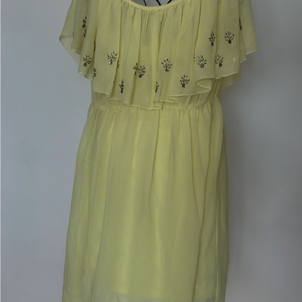 Dress - Picture 2 of 4